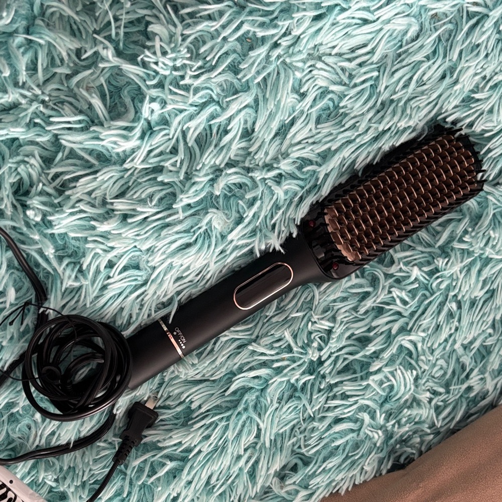 Hair straightener brush